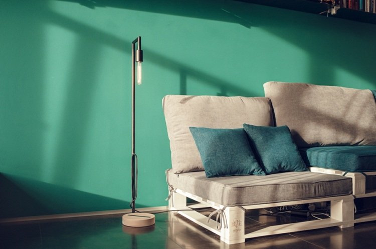 DIY-ideias-móveis-palete-sofá-sala baixa