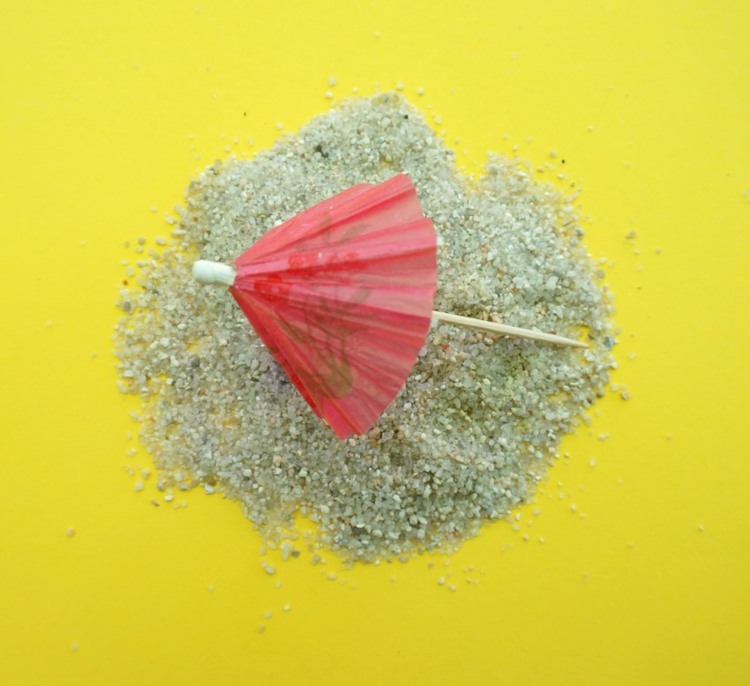 terrário DIY com materiais vegetais guarda-chuva de areia estilo praia