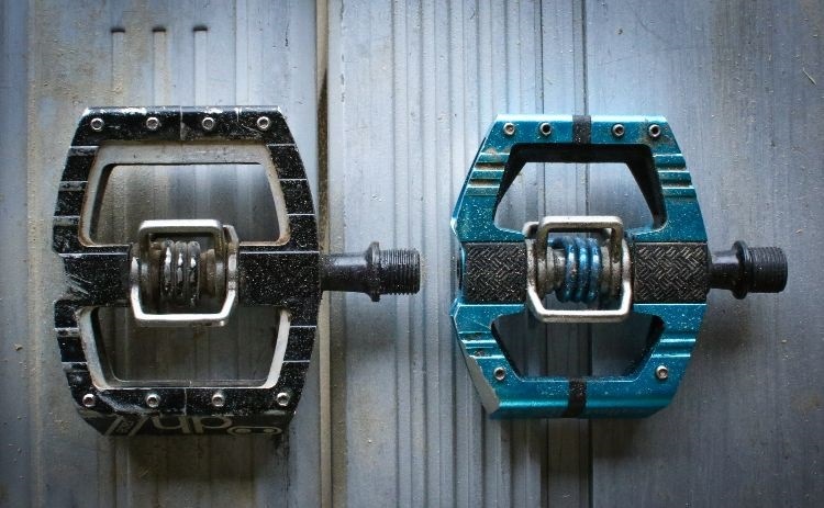 comprar dicas para downhill bike acessórios para mountain bike pedais usados