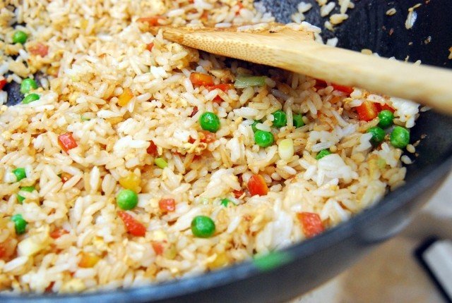 Pratos rápidos, receitas, arroz, vegetais, panelas, ideias