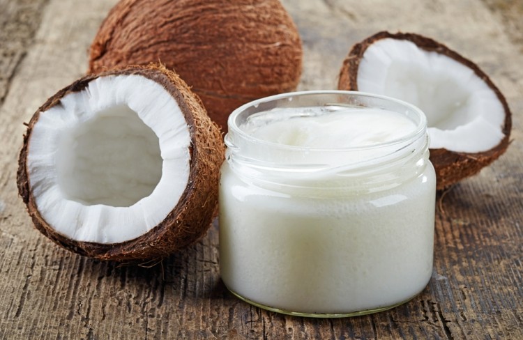 óleo de coco óleo de coco puxando óleo de emagrecimento puxando efeito de cura
