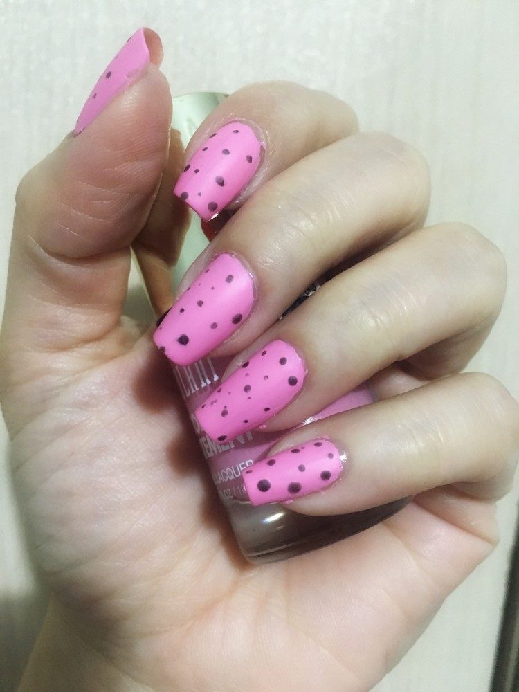 Idéias de design de unhas da tendência de unhas de Eggshell Nails para a Páscoa