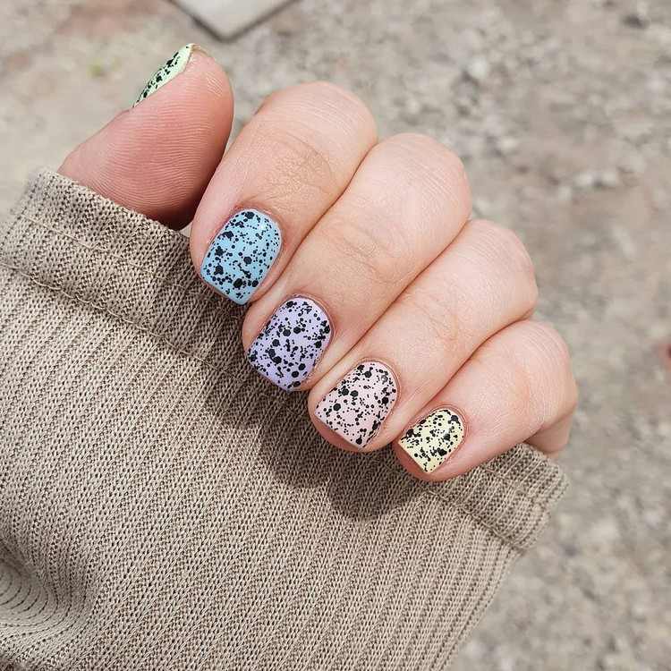 Desenhos de unhas para unhas curtas tendência Eggshell Nails