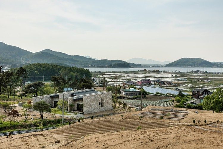 casa de pedra natural-arquitetura moderna-arredores-direção-Speicher