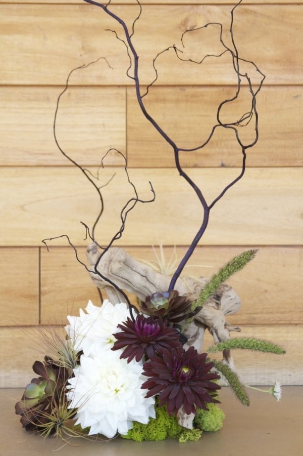 trendy-table-decoration-idea-wood-yourself