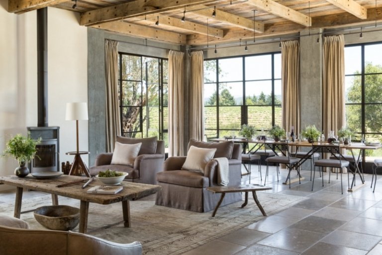 Montagem de azulejos de mesa de jantar modernos em estilo country