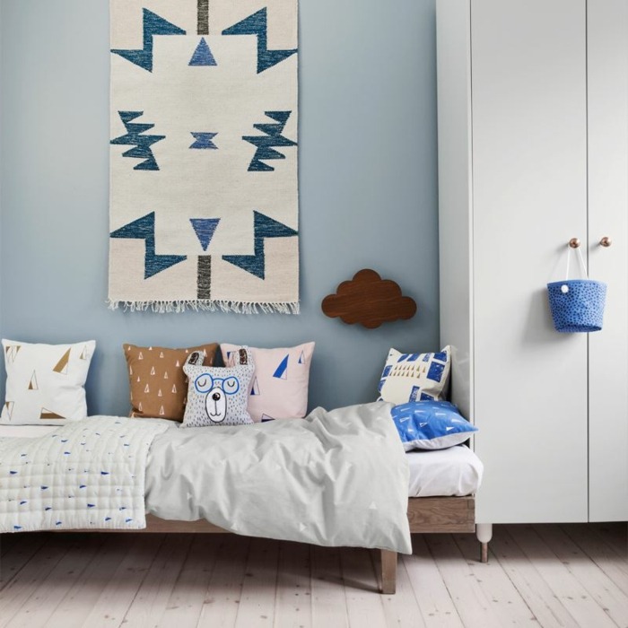 ideia de decoração da ferm living bed pillow pattern closet