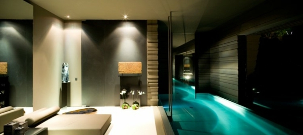 Unique-residence-a-cero-bathroom-design
