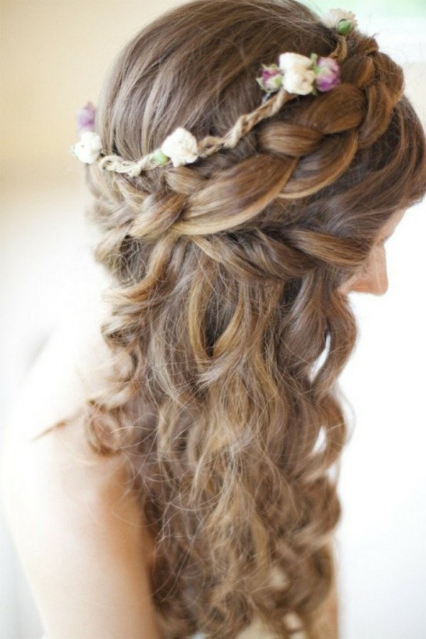 cabelo comprido penteados de casamento ideias-cachos tranças-flores filigranas