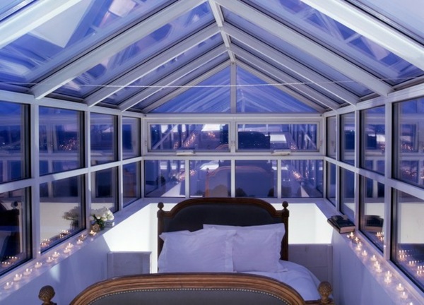 modern-attic-interior-river-view-penthouse-bedroom