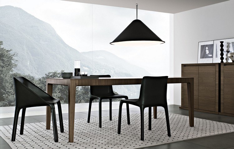 sala de jantar-cadeiras-manta-couro-poltrona-preta