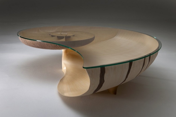 design de mesa com vista de perfil em forma de Nautilus