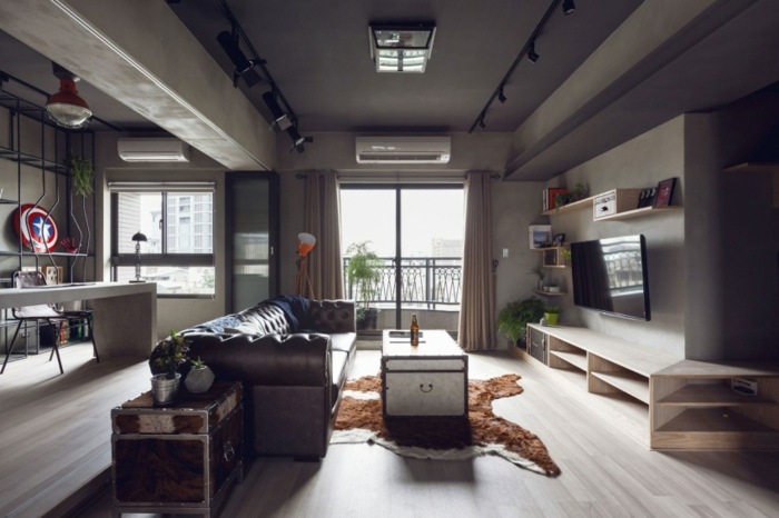 Ar condicionado - piso de madeira - sofá de couro - apartamento na cidade