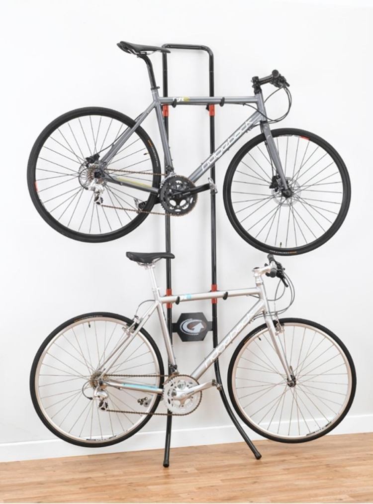 Suporte de bicicleta para ganchos de tubos de metal montados na parede