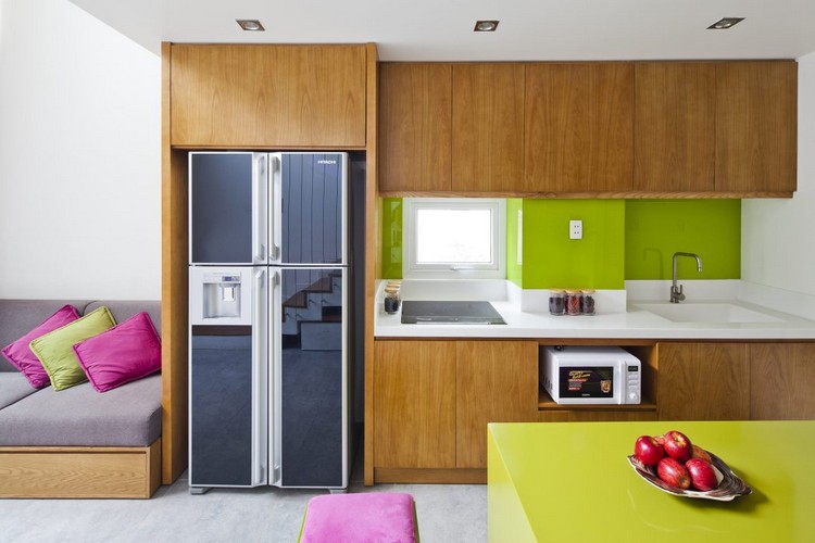 Acentos de cor no interior da cozinha - verde-espelho da cozinha - verde-roxo-combinar-móveis