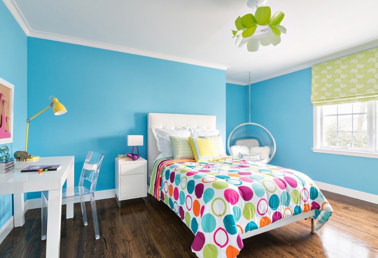 cores-quarto das crianças-céu-azul-parede-pintura-branco-móveis-verdes-acentos