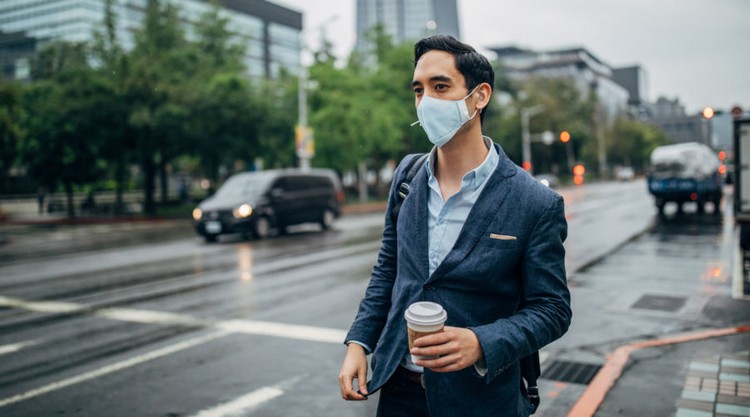 Use uma máscara respiratória como proteção contra o coronavírus