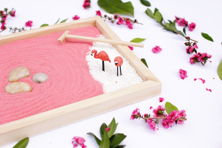 Idéia de decoração de flamingo: faça você mesmo um mini-jardim