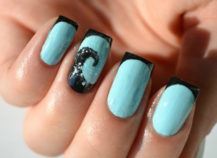 French-Nail-Blue-Black-wave-glitter-summer-square-short-pattern