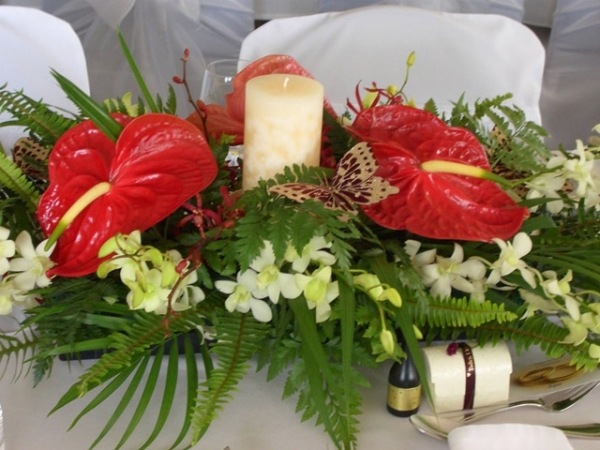 decoração de mesa decoração com flor de corte de vela perfumada pilar