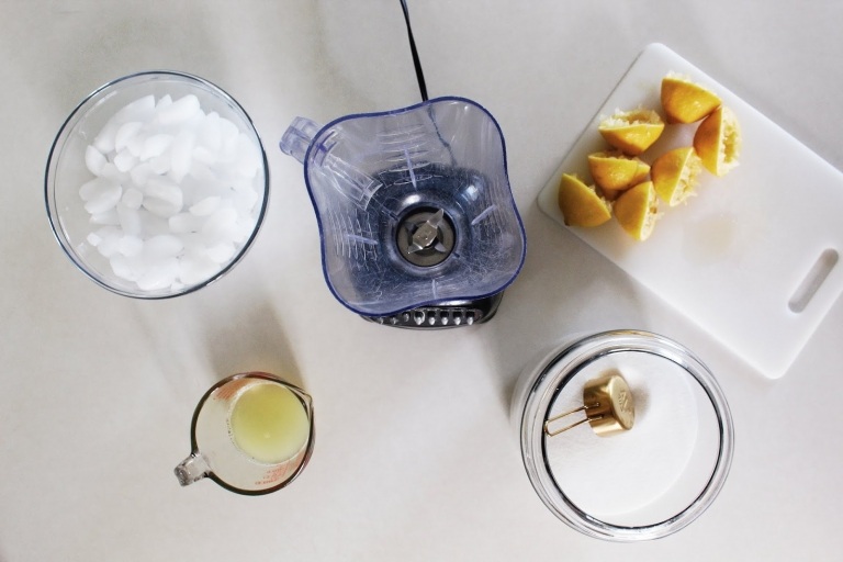 Faça você mesmo coquetéis congelados com um mixer poderoso