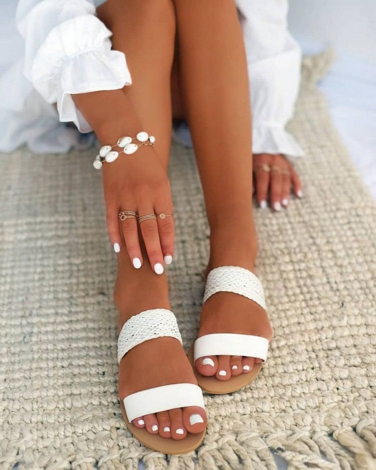esmaltes brancos tendência cores legais de verão unhas dos pés