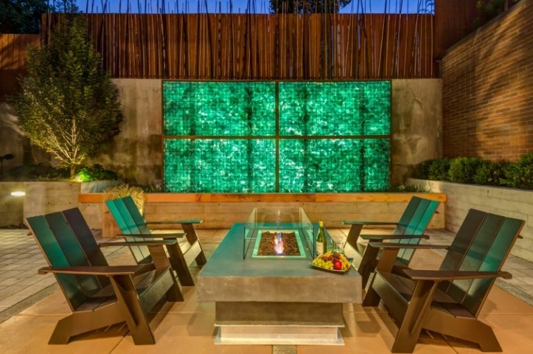 Parede de gabião-jardim-cerca-vidro-iluminado