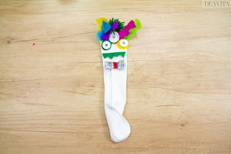 meias loucas de primavera infantil ideias de artesanato para carnaval