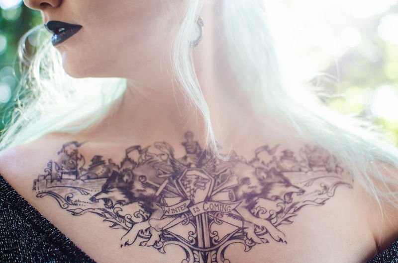 jogo dos tronos desenhos de tatuagem ideias legais série de culto de tatuagem nossa é a fúria