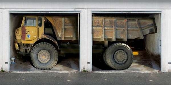 Foto de ideias de design de parede de caminhão de garagem de grande capacidade