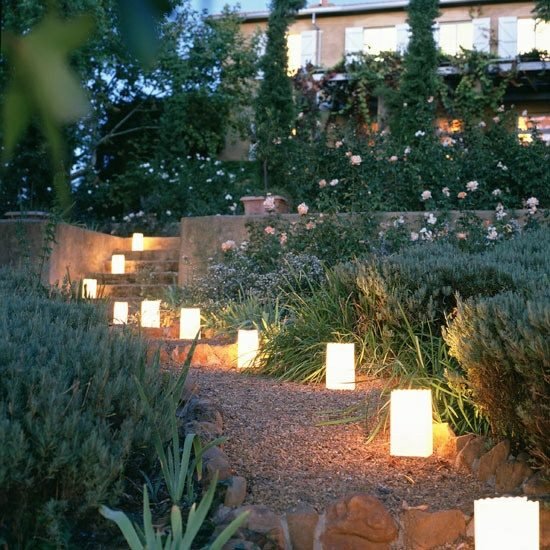 Iluminação de caminhos de ideias de iluminação de jardim