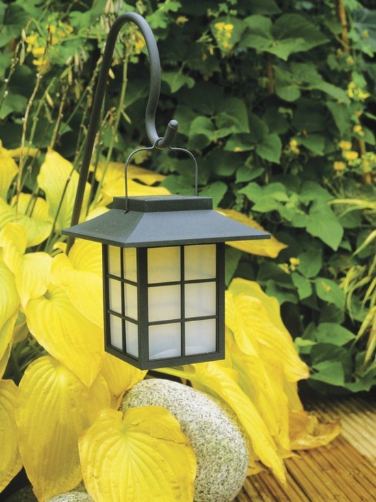 Lanterna de jardim em ferro e vidro pendurado