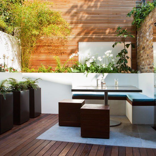 Ideias de design de jardim Banco de canto para plantas de bambu vasos de flores com piso de madeira