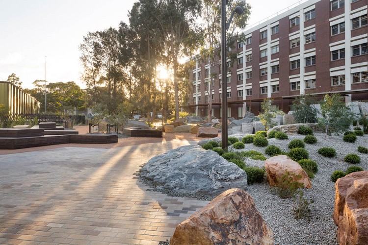 Paisagismo com pedras cascalho pedregulhos Monash University Australia