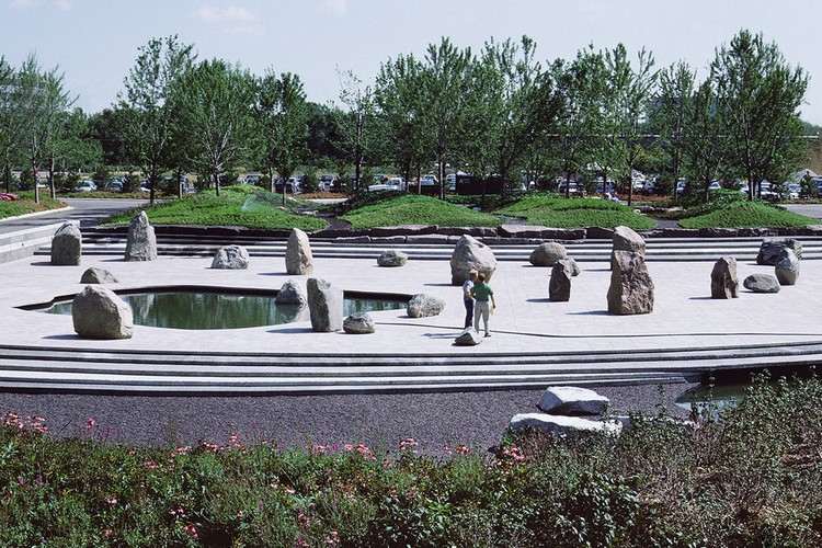 Terreno Projeto Elyn Zimmerman Jardinagem e Paisagismo com Pedregulhos