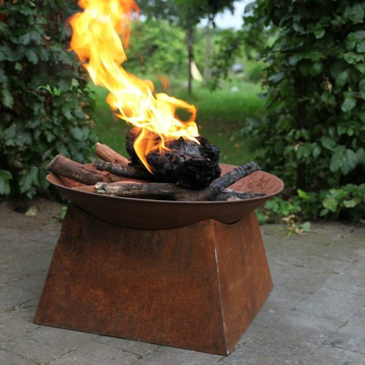decoração de jardim-ferrugem-fogo-tigela-base-idéia-moderna-jardim-área de estar