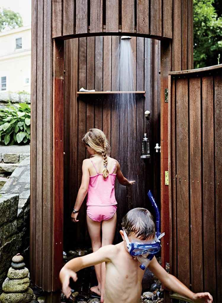 construir seu próprio jardim chuveiro externo jardim área externa crianças cabana de madeira projeto diy