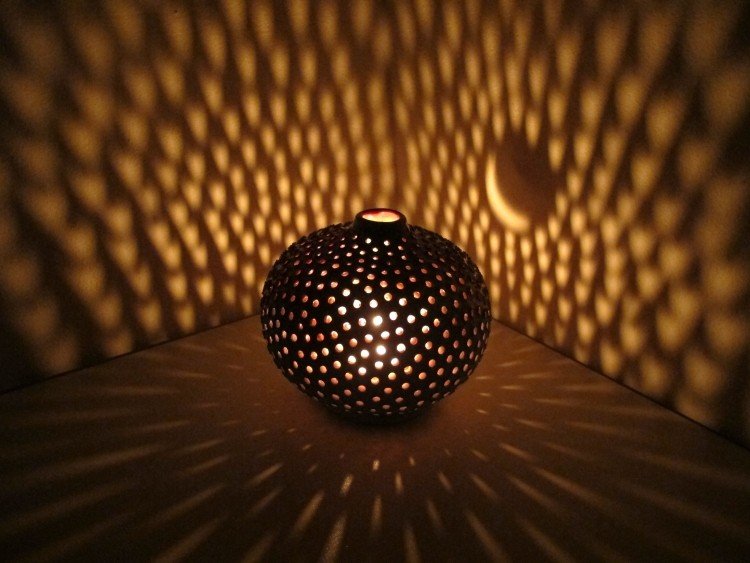 lanternas de jardim-velas-cerâmica-luz-jogo-maravilhoso-noturno-brilhos-pontos-conto de fadas
