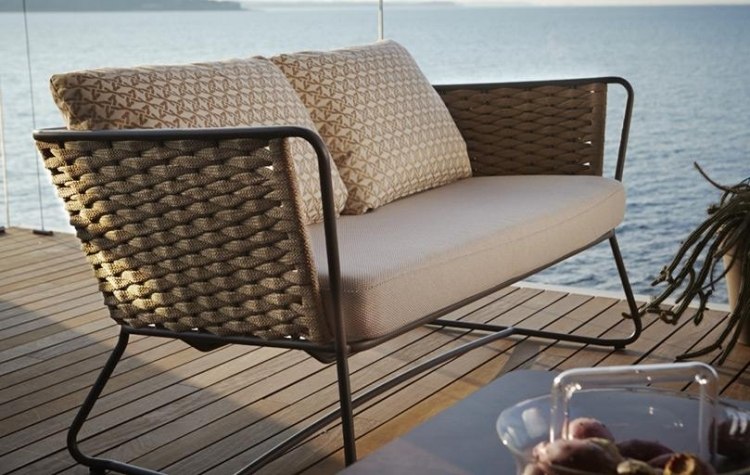 jardim-móveis-ideias-2015-portofino-sofá-2 lugares-moldura de alumínio