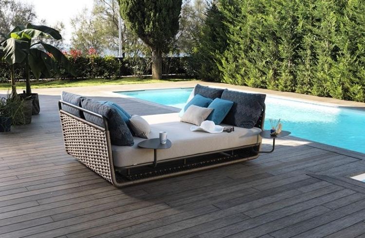Ideias de móveis de jardim 2015 Lounge-sofá-cama-duas-mesas-alu