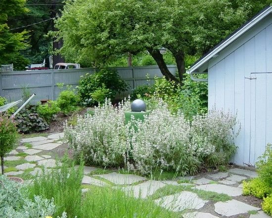 As fontes de imagens Gartenweg criam ideias ao ar livre