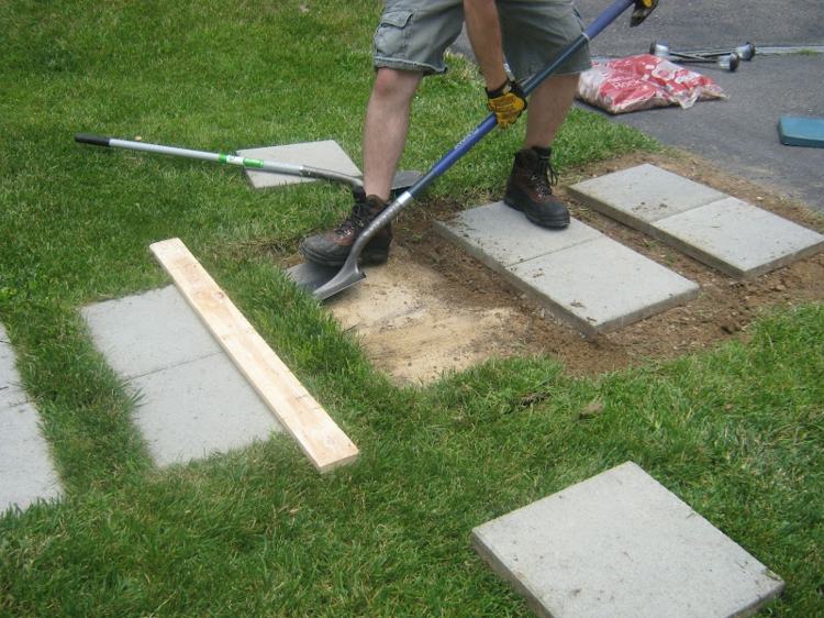 criar caminho de jardim lajes de concreto gramado escavadeira pá