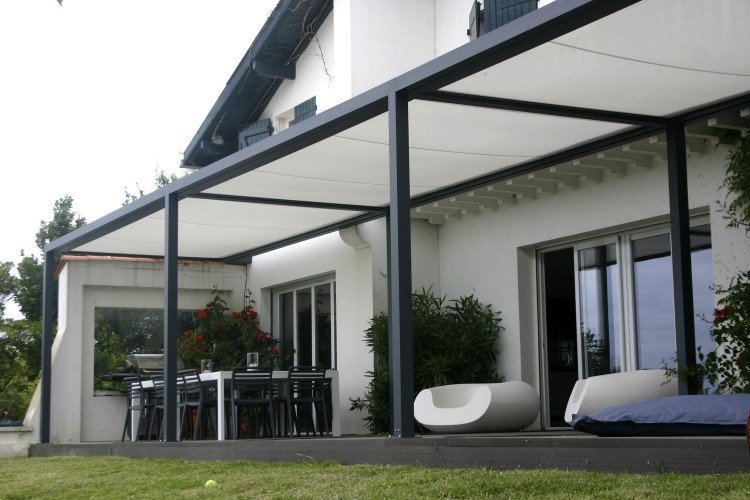 materiais-terraço telhado-metal-pérgula-alumínio-pvc-sala de jantar-lounge