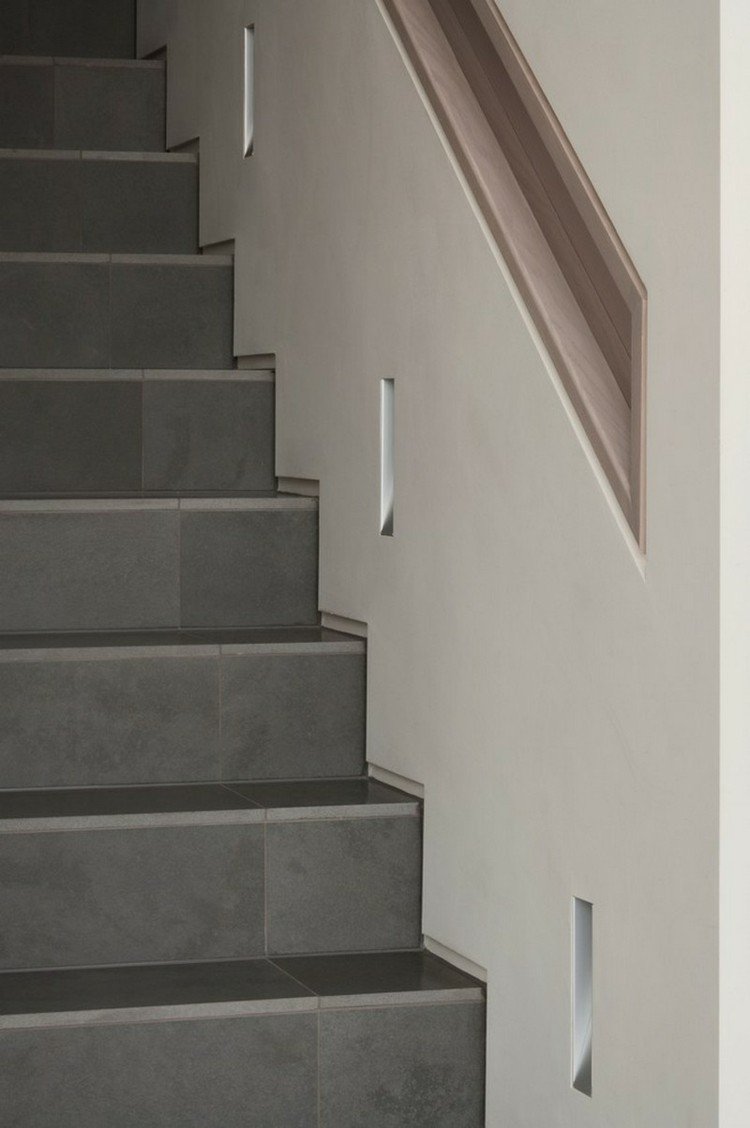ideias de design de corrimão instalação escadas azulejos cinzentos modernos