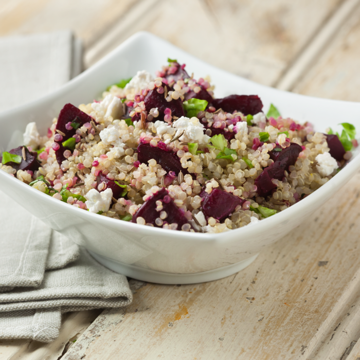 salada de quinua beterraba vermelha vegetais feta