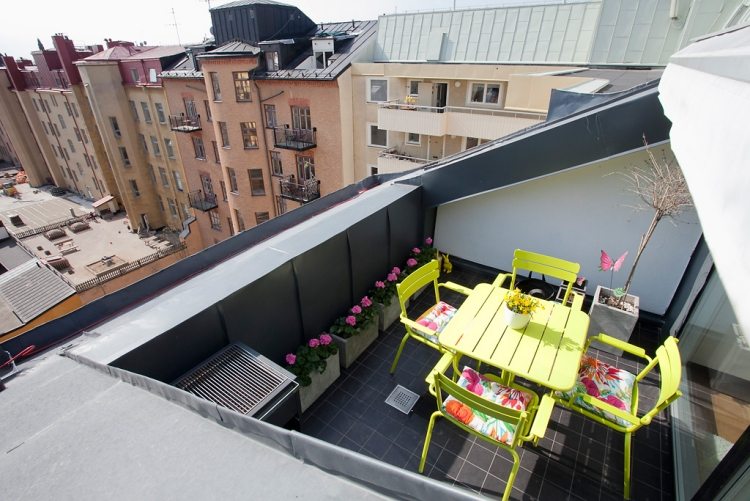 varanda-design-aconchegante-terraço-terraço-pequeno-jardim-móveis-verde neon
