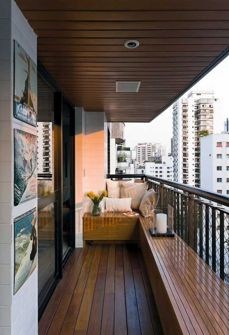 varanda-design-aconchegante-banco de madeira-almofadas-cidade-apartamento-moderno