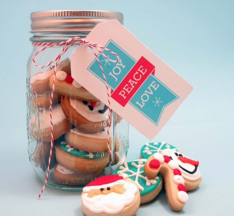 gifts-jar-gift-idea-cookies-santa-claus-candy-cane-snowflake