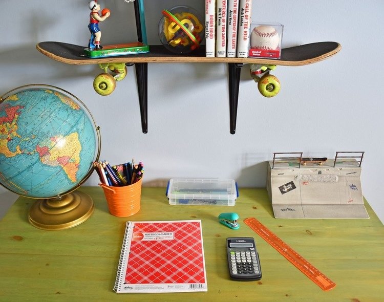 gifts-schooling-desk-organizer-creative-bookshelf