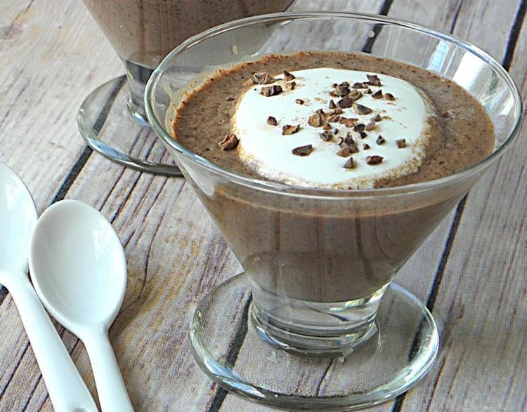 deliciosas receitas de idéias de sementes de chia batido de chocolate